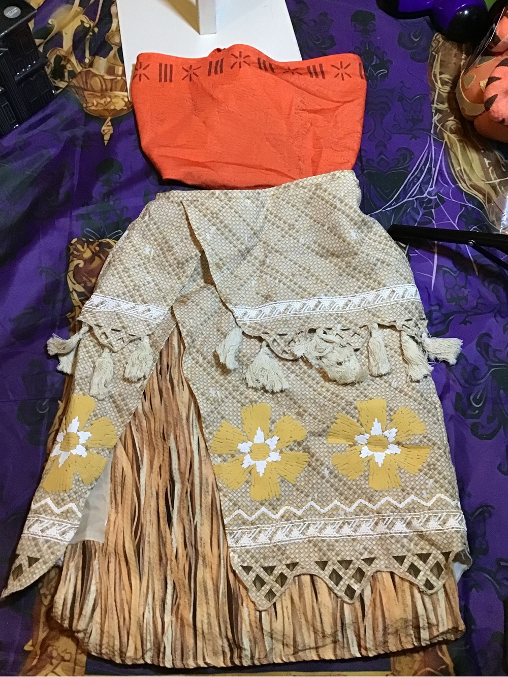Disney store Moana costume size 5/6